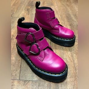 Dr. Martens Fuchsia Pink Devon Heart Boots L 6